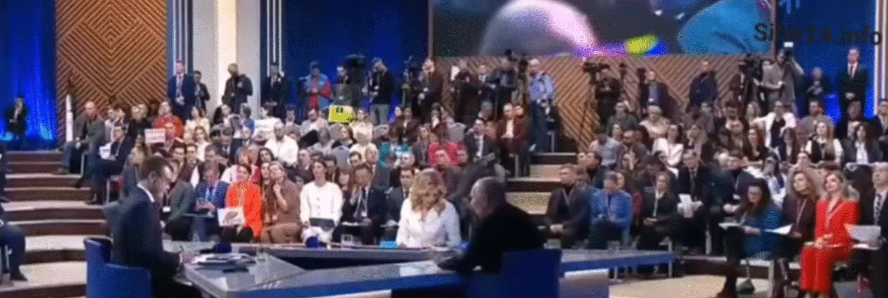 Путин обвинил иностранные мессенджеры в нарушении закона